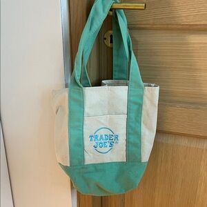 TRADER JOE’s mini Canvas Tote Bag in Cream and Mint
